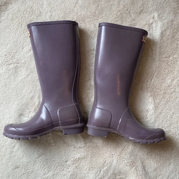 Hunter Glossy Plum Rain Boot 5 - Picture 2 of 11